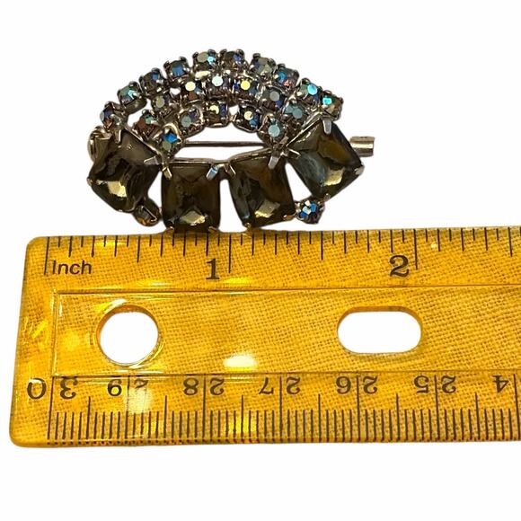 Smoky Blue Rhinestone Aurora Borealis 60s Eye Costume Brooch - Picture 3 of 5